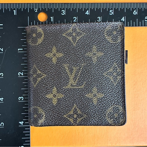 Louis Vuitton Monogram Men’s Wallet CA1300 - Picture 13 of 15